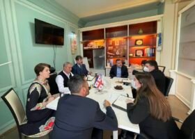 12F28F4D-4FF1-4A8B-821A-436EC5822E00