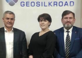 166C2D57-B090-4A3B-96EF-001A3178132F