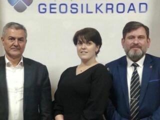 166C2D57-B090-4A3B-96EF-001A3178132F