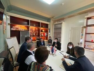 52B25782-71A9-4186-BDEE-585261269D97