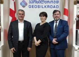 5E5E6413-82DD-4FEF-B378-5CC6C51EA6B8