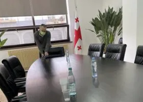 CE92B06A-9BAE-4506-B2F0-0A625EBAC6A0