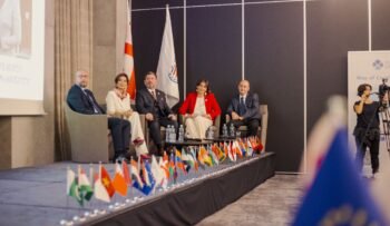 891e4b69-2253-4e59-a07b-41f6b5a8fac9 #image_title